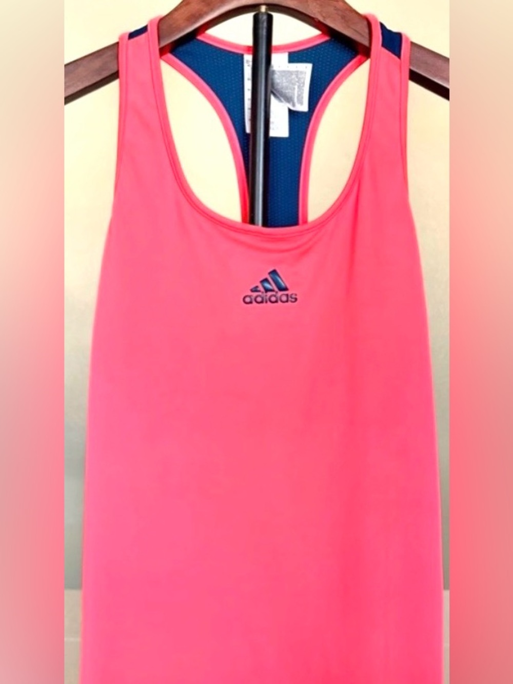 Adidas climacool coral tank top size medium EUC